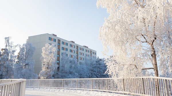 Ohjauspalvelun avulla taloyhtiö voi säästää tuhansia euroja vuodessa lämmityksessä.